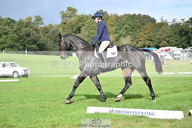 231020-123129-08393 - 655-A.LITTLE.UNBELIEVABLE-Nathalie.Round-DR