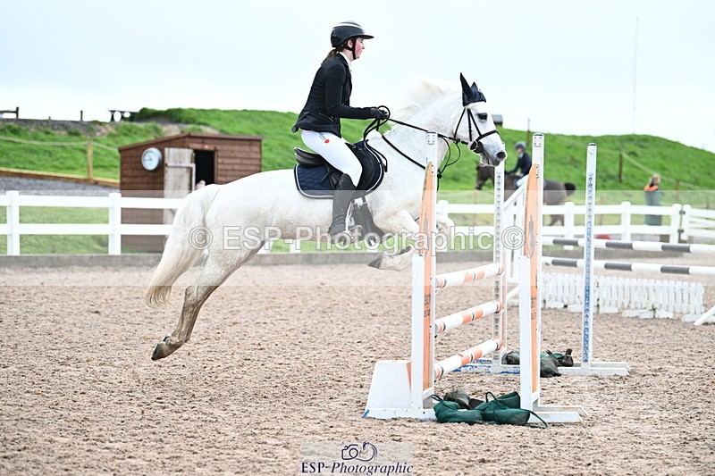 231118A-104532-01498 - Cls 5 Discovery & 90cm Open