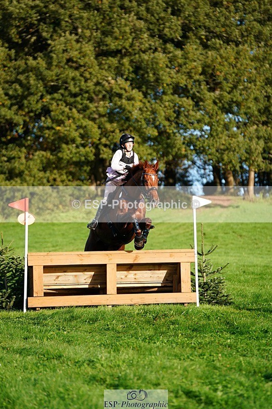 241026-095630-11238 - 308-Rachel.Lawson-RED.STAG