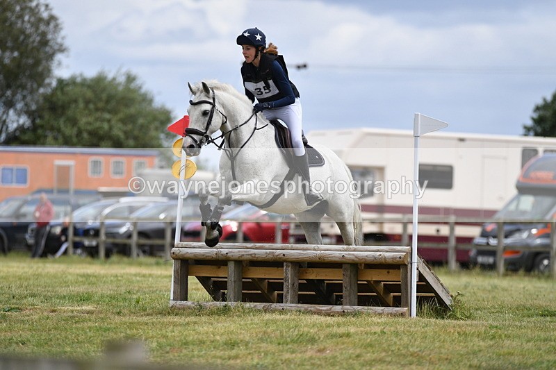 WJ5_3429 - Class 5 80cm Pairs