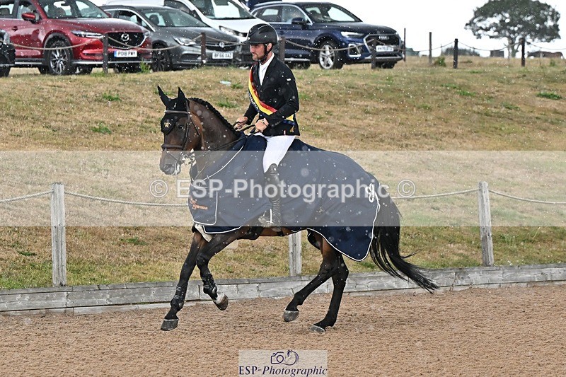 260730-154123-02353 - Cls 4 Chard 7yr old Championships