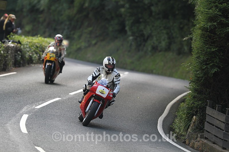 FOM_1110 - Classic TT Lap of honour