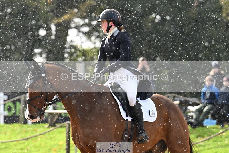 251023A-144617-05596 - B-156-Eres.Parry