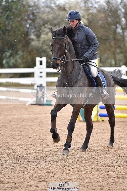 240327A-102458-00100 - Cls 1 British Novice and 90cm Open