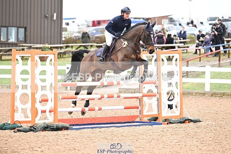 260221-121740-01977 - Cls 11 Snr 1.05m