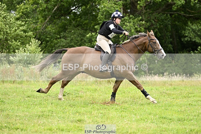 240630-153255-02715 - 705-Jess_Sampson-Derrys_Beauty
