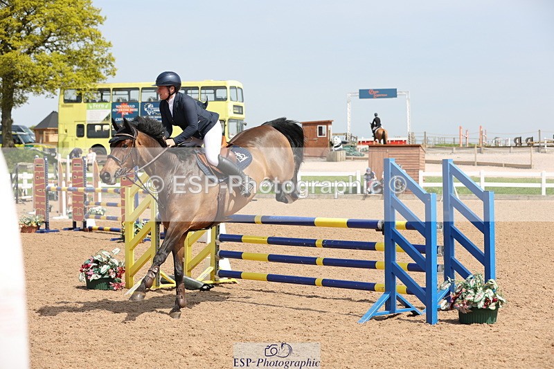 240510A-143920-07764 - Cls 17 1.05m National Am Quali