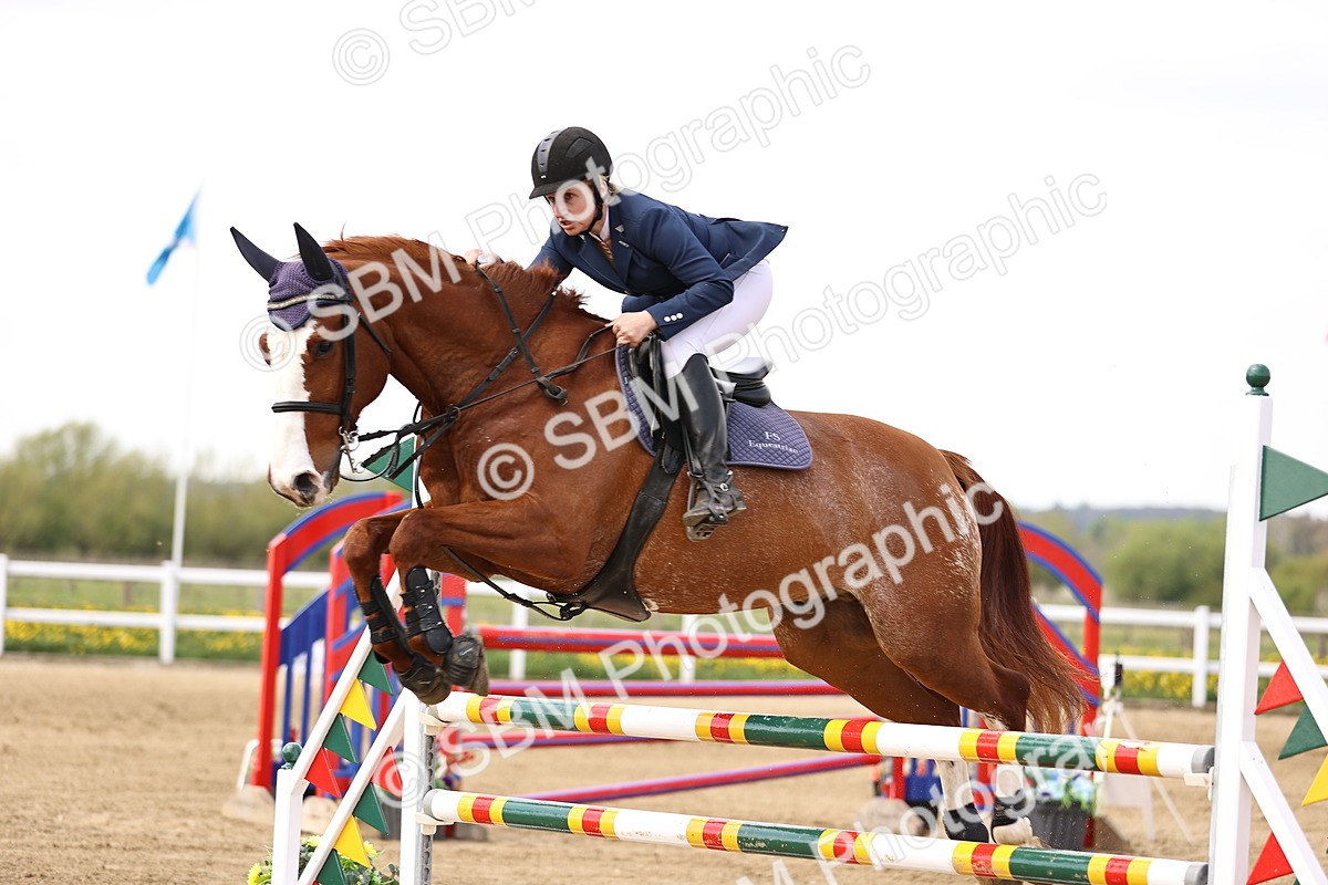 SBM_002367 - Class 11 - Senior newcomers - 1.10m