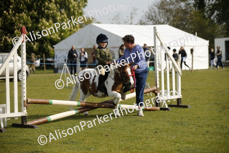 20260426-1066 - Class 1 - Mini Jumping - Lead rein or Assisted