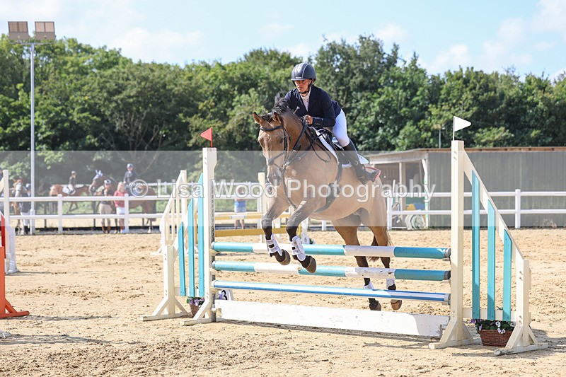 3E7A0745 - Class 4: Senior British Novice/90cm open