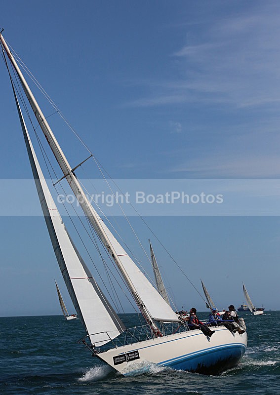 150627 GBR 37R WT7A9069_P - ROUND THE ISLAND RACE - SATURDAY 27th JUNE 2015