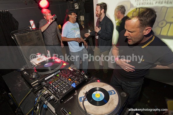 193 - Friends-&-Family @ the-roadhouse 02.05.15 (b)