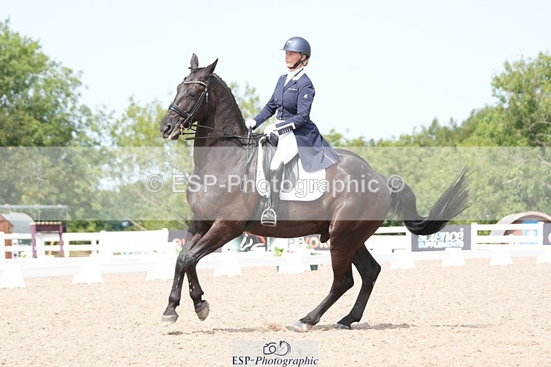 250815-130528-01177 - 017-elaine.scottFlorava