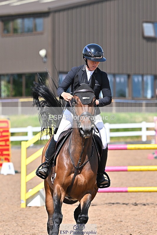 240619A-155349-01033 - Cls 5 Snr Foxhunter and 1.20m Open