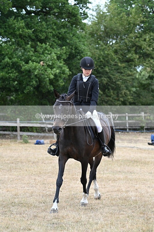 WJ7_1151 - Class 8 Ridden Veterans