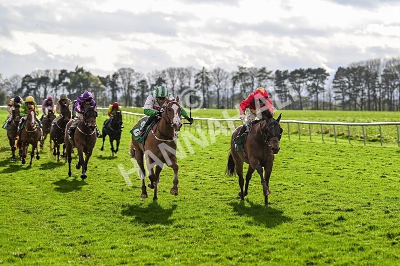  - Race 8