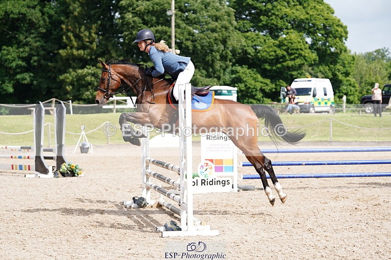 250613A-100200-01191 - Cls 9 85cm Amateur Quali