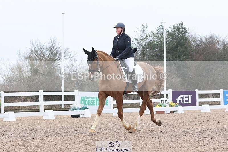 250216-114154-05357 - 153-Amanda.Edmonds-Nutfields.Don.Care.Paravel