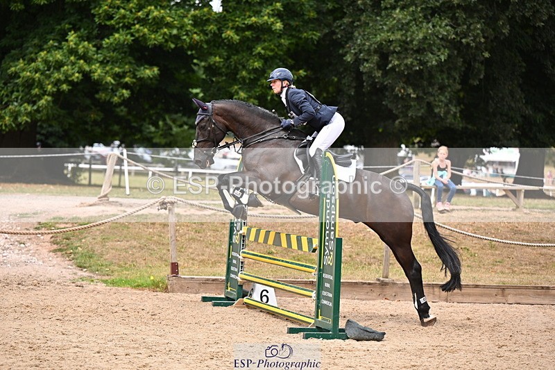 250802A-112821-02563 - B-075-Laura.Pritchard-SILKY