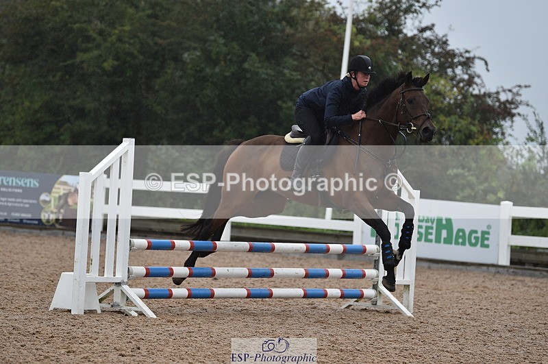 220829A-161130-00159 - 70cm Classes 3a 3b & 4