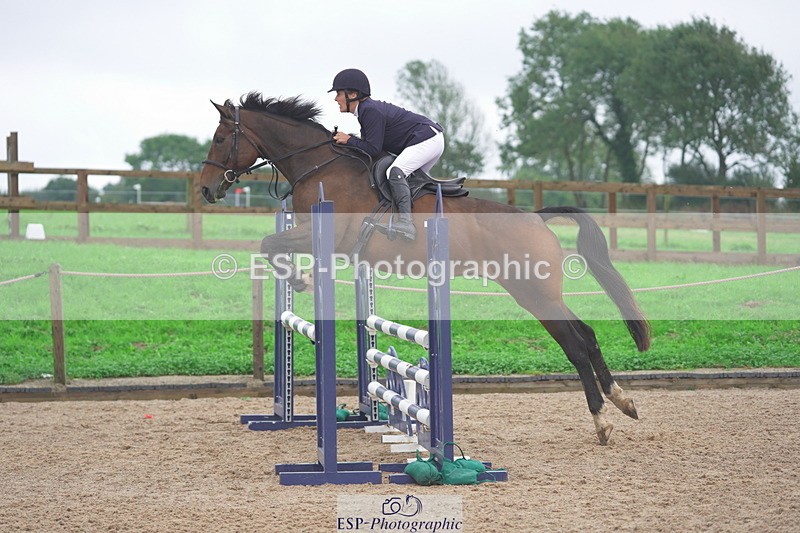 231017A-161206-07829 - Cls 31 Snr 1m Derby