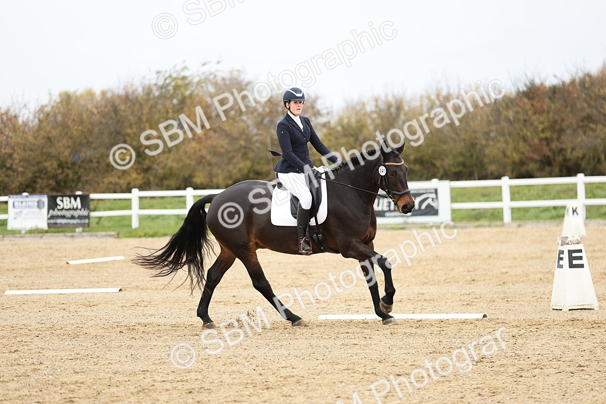 SBM_002967 - Class 8 - Novice 1