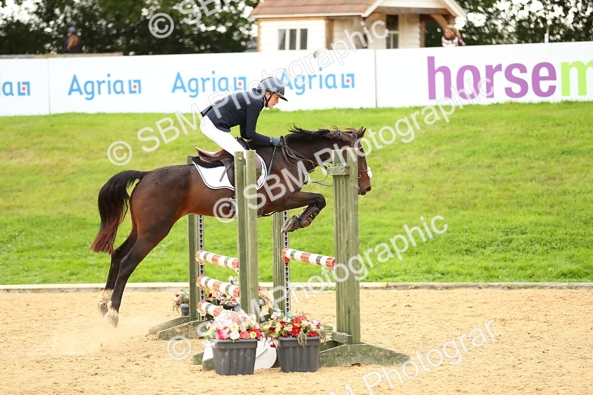 SBM_75927 - J19 - Junior 90cm Supreme Championship