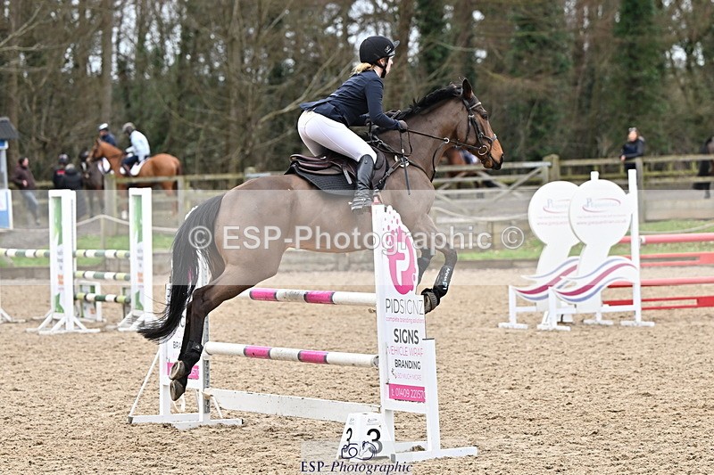 250201A-130509-00734 - Cls 03 Local Horse 110cm