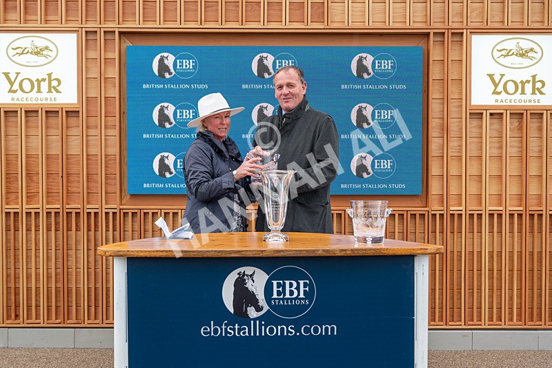 130526-Race 1-Cut A Dash-9782 - Race 1 1.45pm British Stallion Studs EBF Novice Stakes