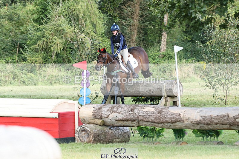 240825X-100311-31534 - 70cm XC 10.00 to 11.00