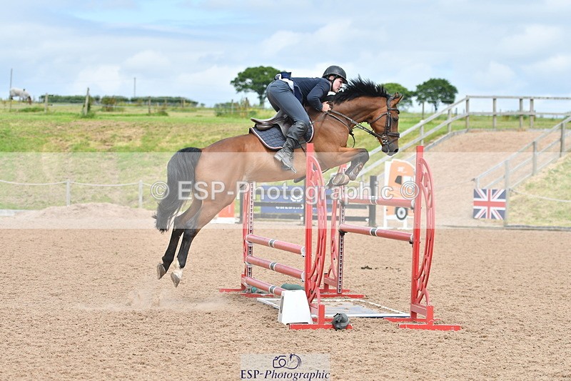 240609A-144810-06333 - Cls 19 Snr Foxhunter and 1.20m Open