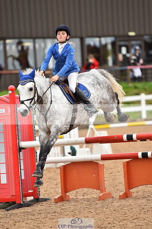 231028A-131556-01643 - Cls 4 Newcomers & 1m Open