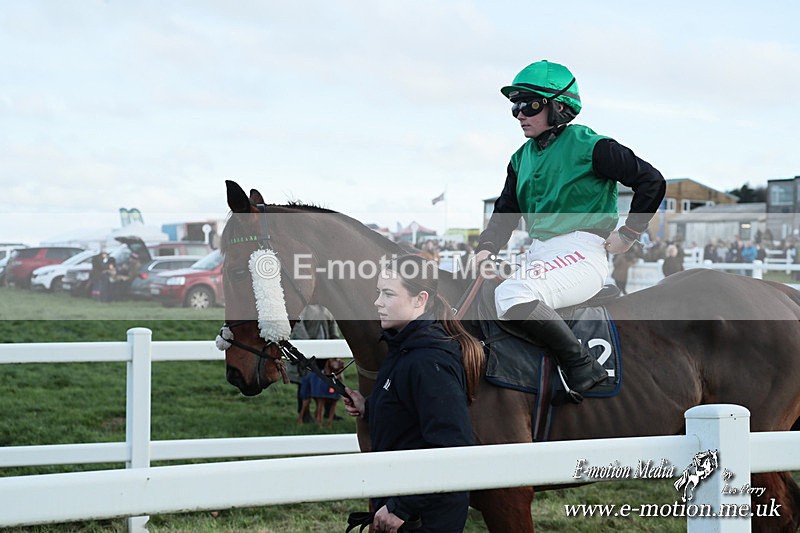 PtP 141225  1800 - New Forest Hounds PtP Larkhill 14/12/25
