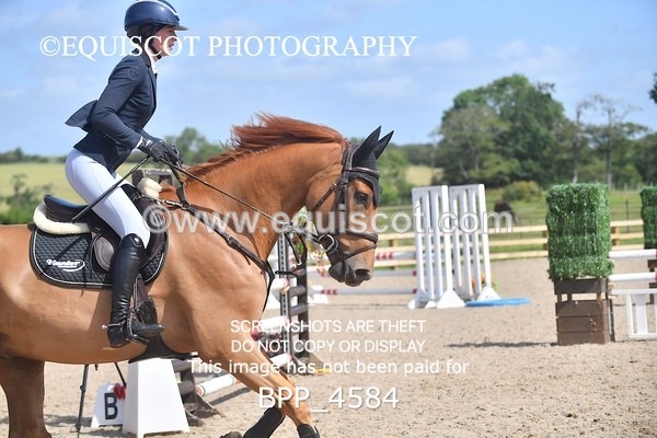 BPP_4584 - CLASS 3 Senior British Novice/ 90cm Open