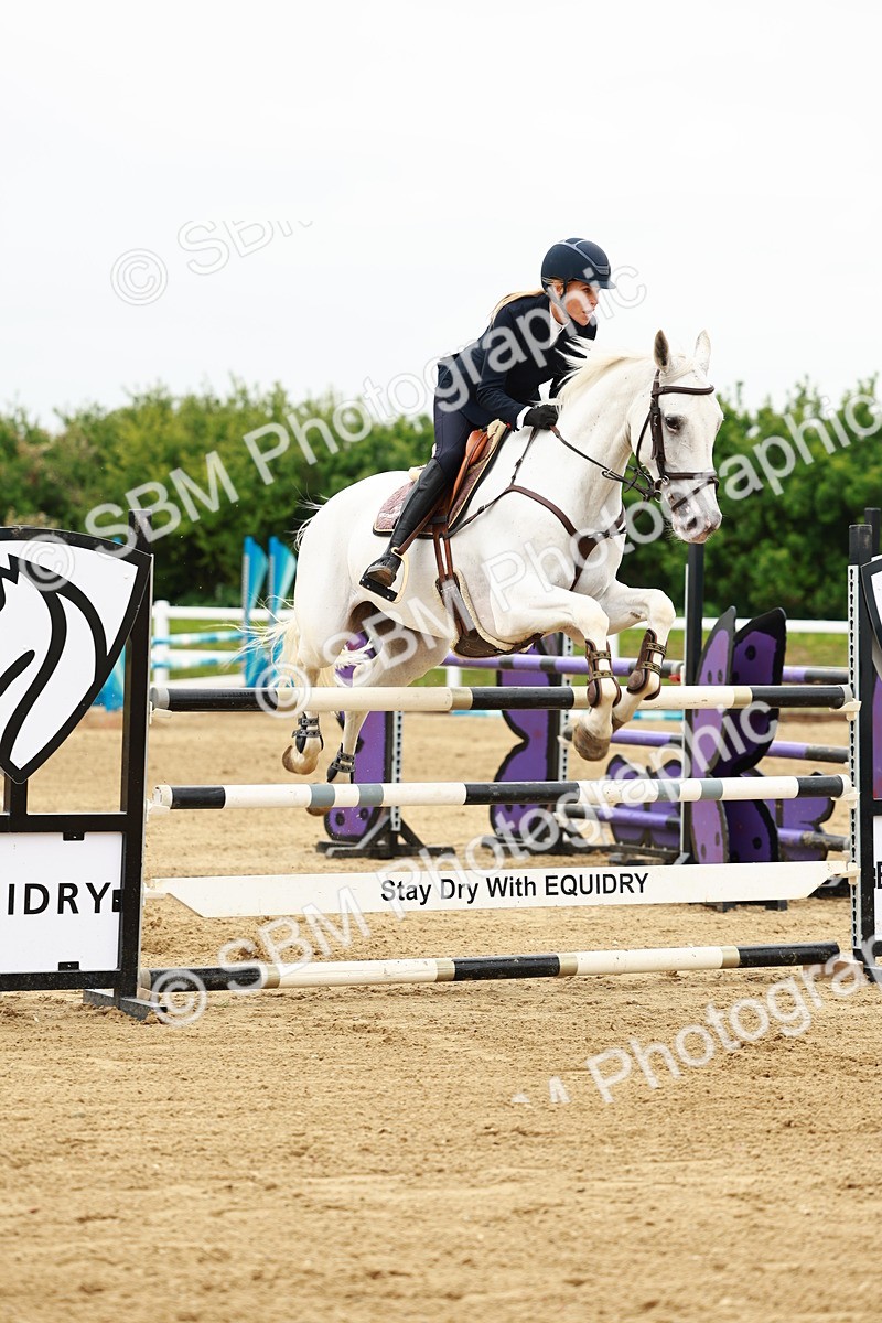 SBM_001087 - Class 5 - Senior Foxhunters - 1.20m