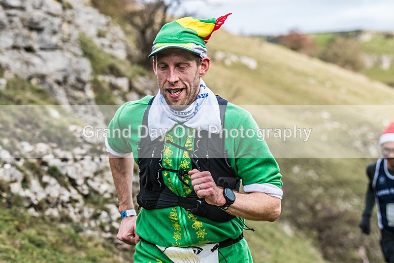 Litton-432 - Litton Christmas Cracker Fell Race (Limestone Series) Sunday 14th December 2025