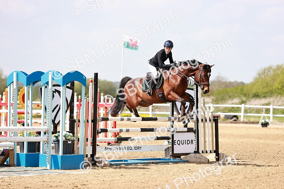  - Class 24 - Senior Newcomers - 1.10m