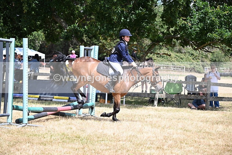 WJ6_5404 - Class 12 Minimus Jumping 45cm