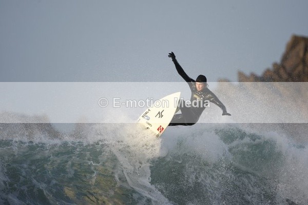 SU 170109-10 - Surf - January