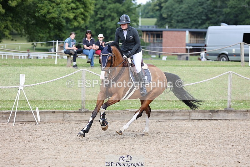 250614A-102803-05678 - Cls 26 British Novice and 90cm Open