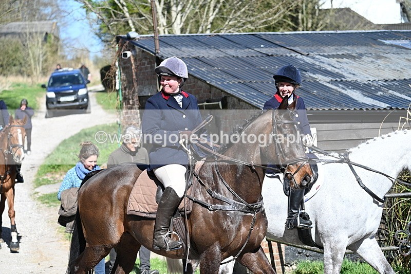 WJ7_9765 - Home for hunt tea !