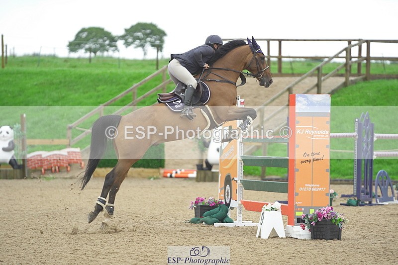 230730A-133920-10163 - Cls 27 Chard Grand Prix