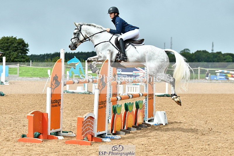 230805A-122812-00433 - Cls 3 Snr Foxhunter & 1.20m Open