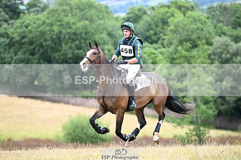 250803A-105825-10210 - K-458-Ollie.Martin-MIH.POP.SOCKS