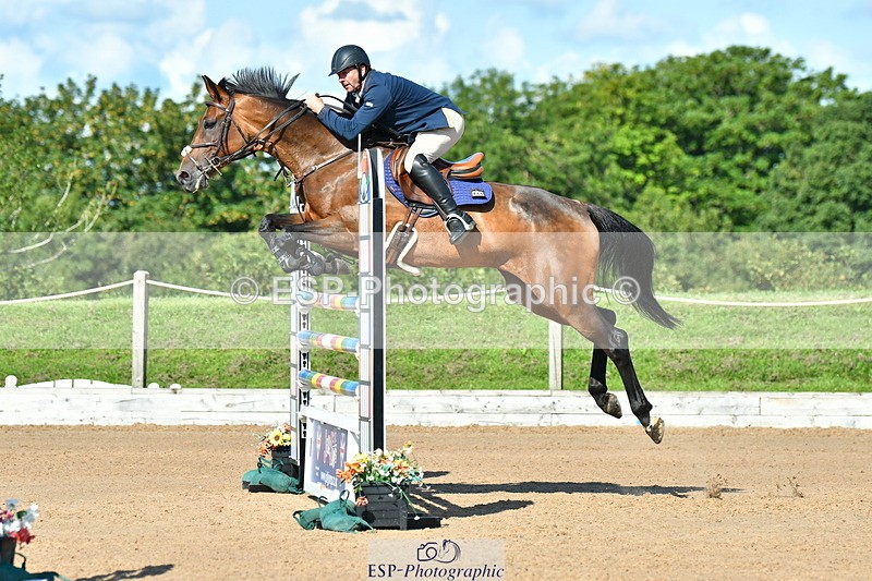 230720A-093709-01763 - Cls 1, 2 Star Small 1.30m