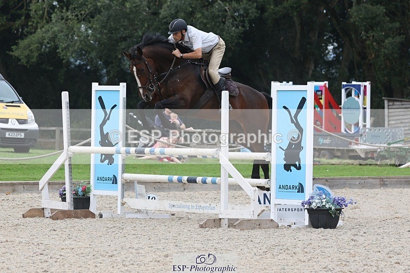 230908-161753-02868 - Cls 8 Snr 1.05m Open