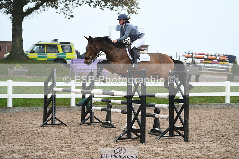 241103A-113510-07832 - SUN Cls 21 Snr Newcomers and 1.10m Open