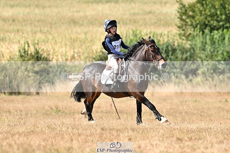 250824A-153125-39281 - 2112-India.Read-Miss.Lady.Luck