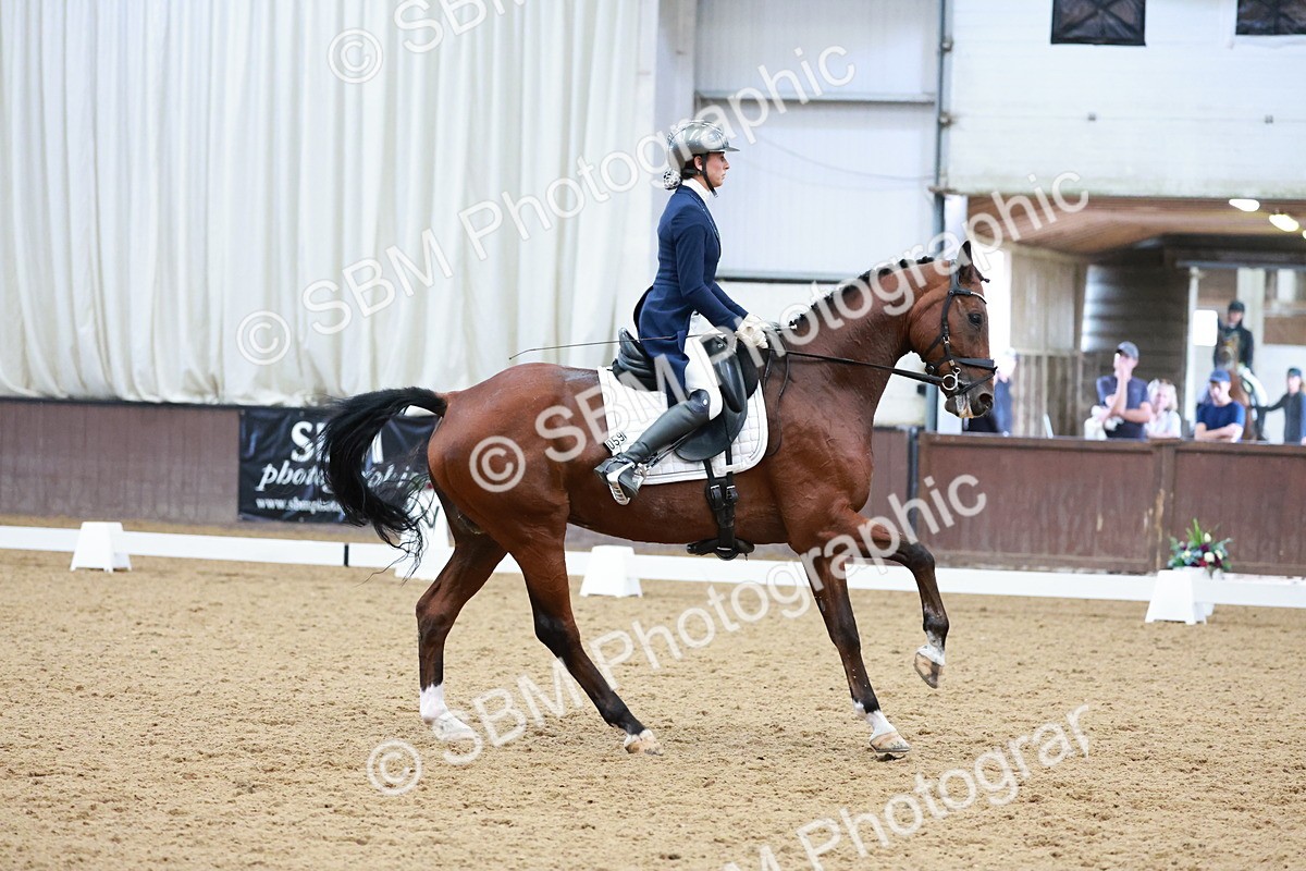 SBM_016447 - Class 5 - FEI INT II - 17.24-18.20