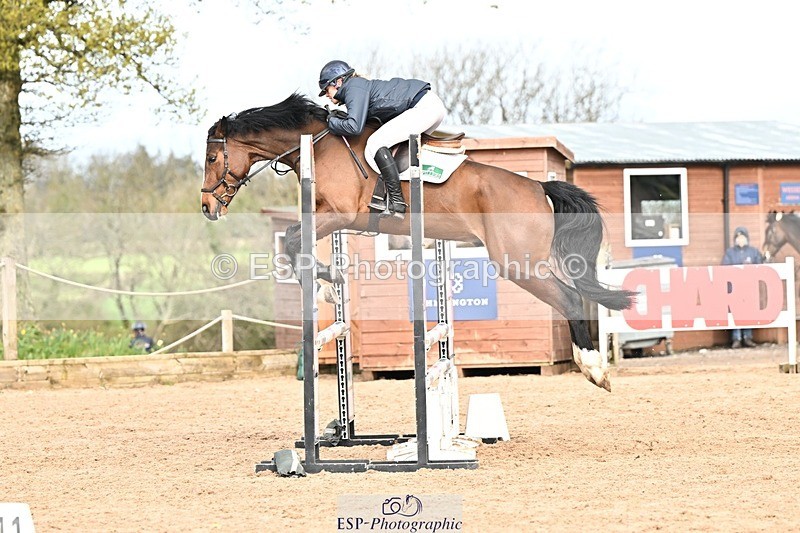 250416-094806-00112 - Cls 1 British Novice and 90cm